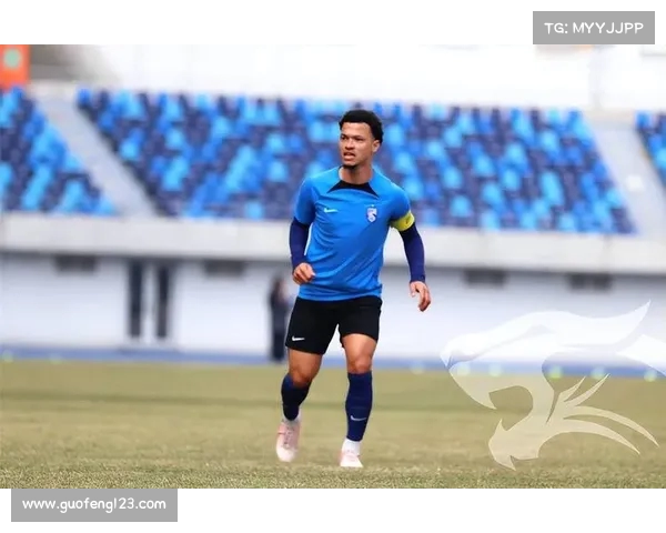 拉赫马尼:球队正专注体能强化 更衣室氛围积极向上 拉赫马尼:球队正专注体能强化 更衣室氛围积极向上